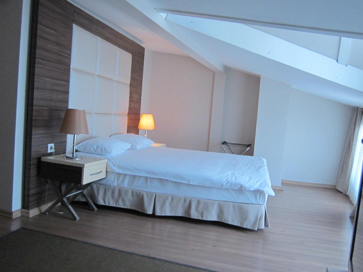 Derpa Suite Hotel Istambul Exterior foto