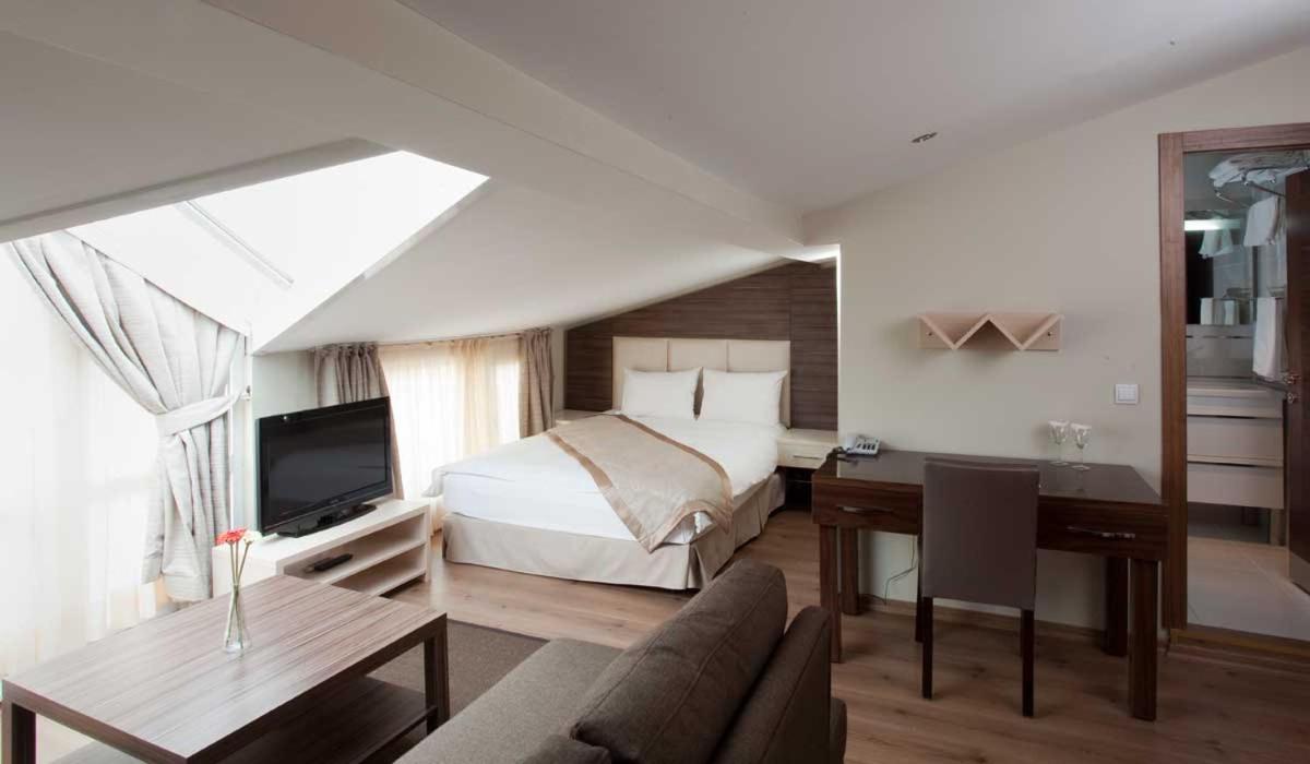 Derpa Suite Hotel Istambul Exterior foto