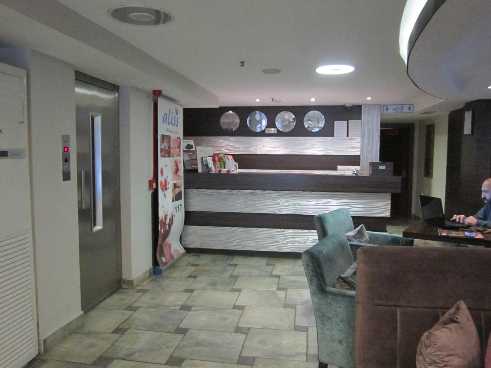 Derpa Suite Hotel Istambul Exterior foto